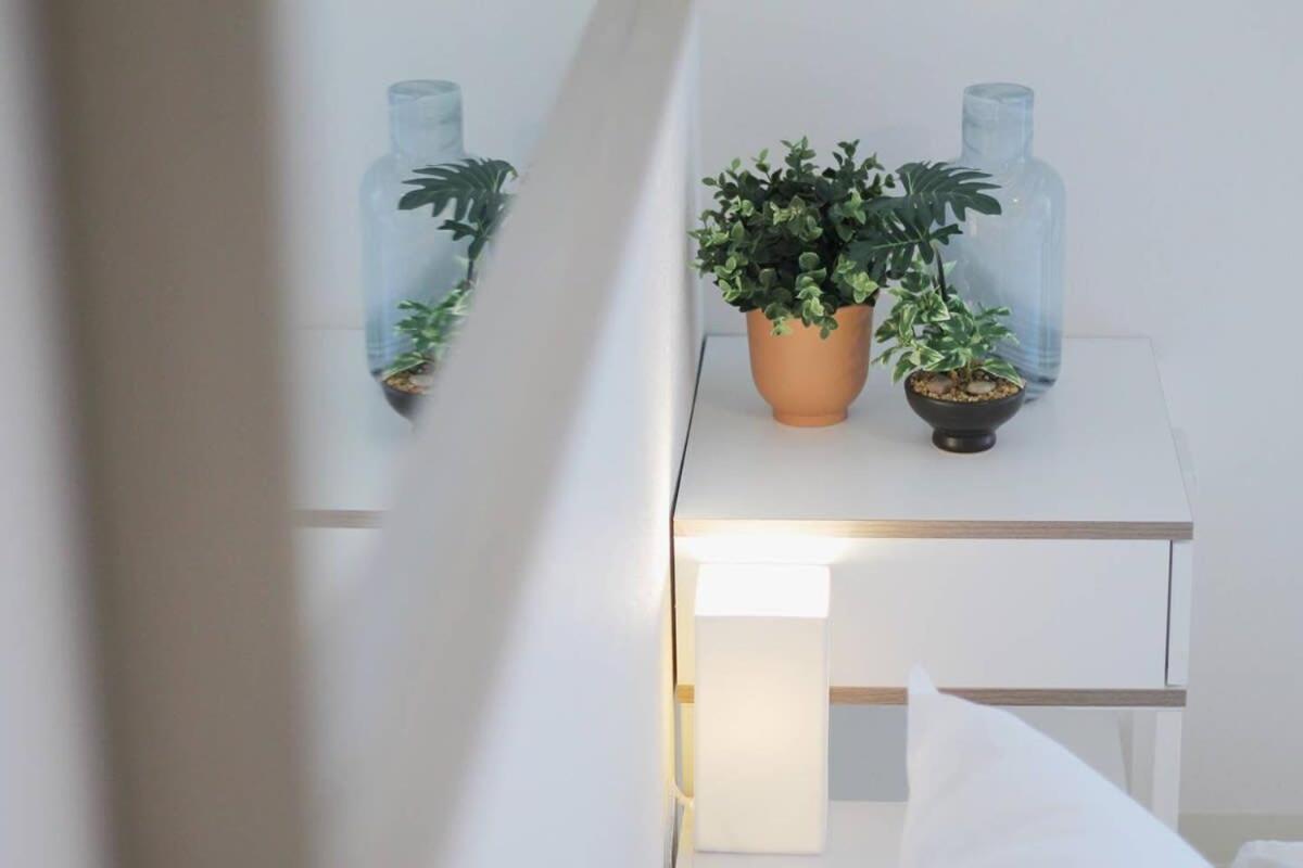 NewlyBuild 2 bedrm Apt 2 mins Baseball Museum 4ppl Hiroshima Bagian luar foto
